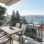 Апартаменти By The Sea Slatine, Ciovo - 9433 *