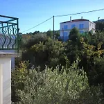 Апартаменти By The Sea Slatine, Ciovo - 9433