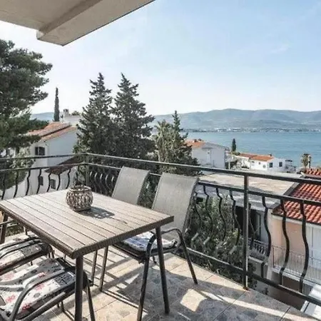 公寓 By The Sea Slatine, Ciovo - 9433 *