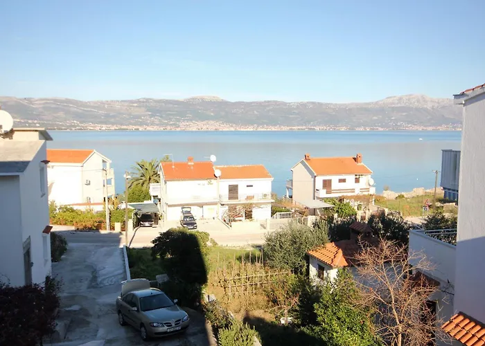 公寓 By The Sea Slatine, Ciovo - 9433