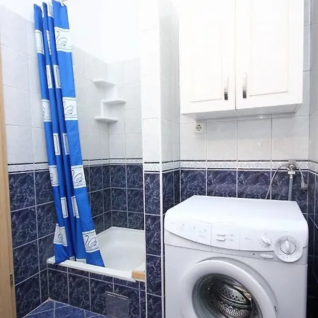 Apartamento By The Sea Slatine, Ciovo - 9433 *