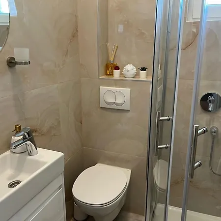 By The Sea Slatine, Ciovo - 9433 *