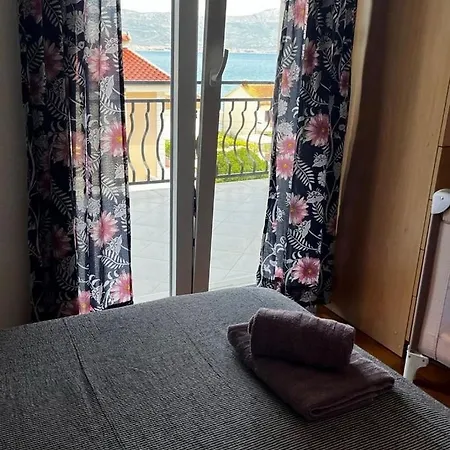 Appartement By The Sea Slatine, Ciovo - 9433
